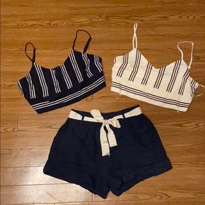 2 Crop Top Sets
